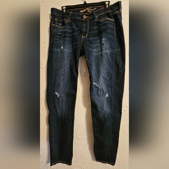 Arizona Jean Company Denim - Arizona Distressed Straight Leg Boyfriend Jeans Size 11